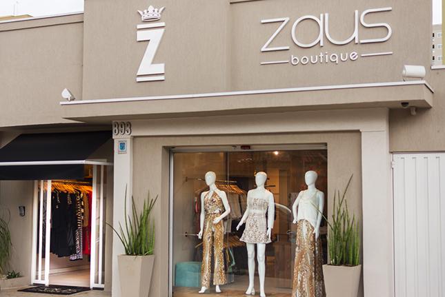 Zeus Boutique em Ribeirão: looks com Mônica Araújo.
