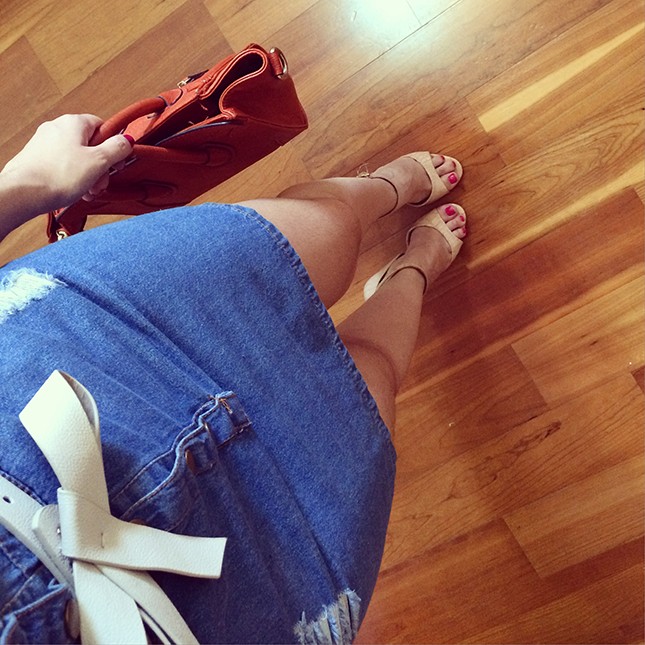 Look Inspiração: Mônica Araújo com vestido jeans Ali Express!