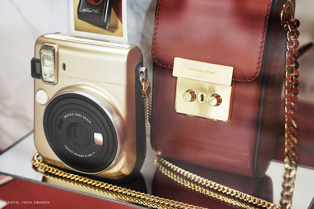 Michael Kors Fujifilm Instax Mini 70 News Moda Tecnologia, no Oh My Closet!