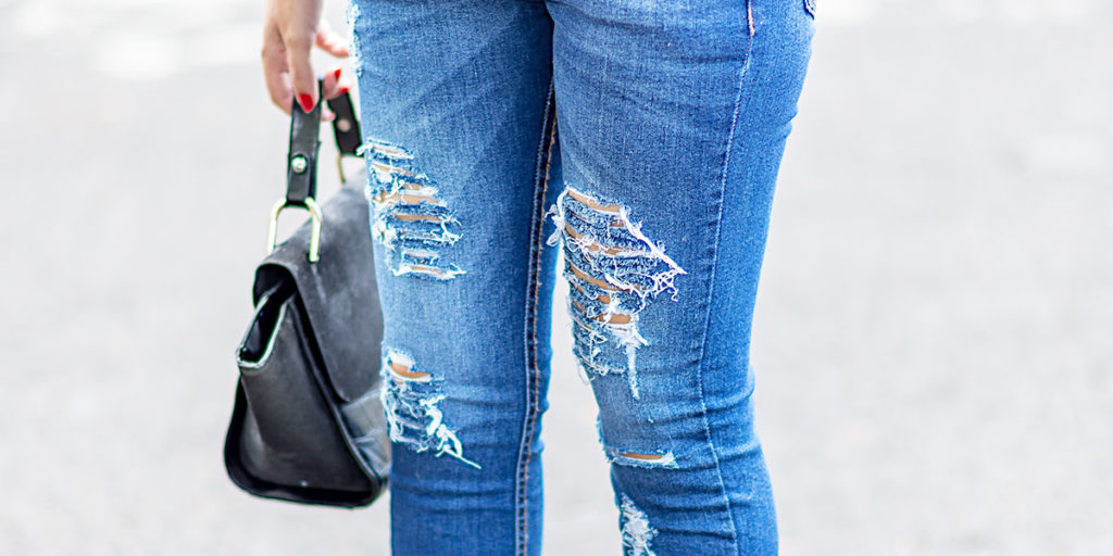 Como usar jeans rasgado no trabalho – Look do Dia