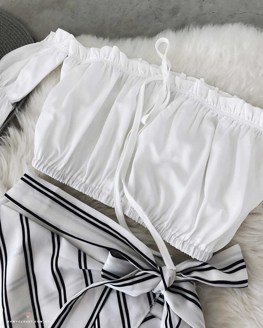 Blusa cirandinha cropped com lacinho da ToSave, site chinês de roupas baratas.