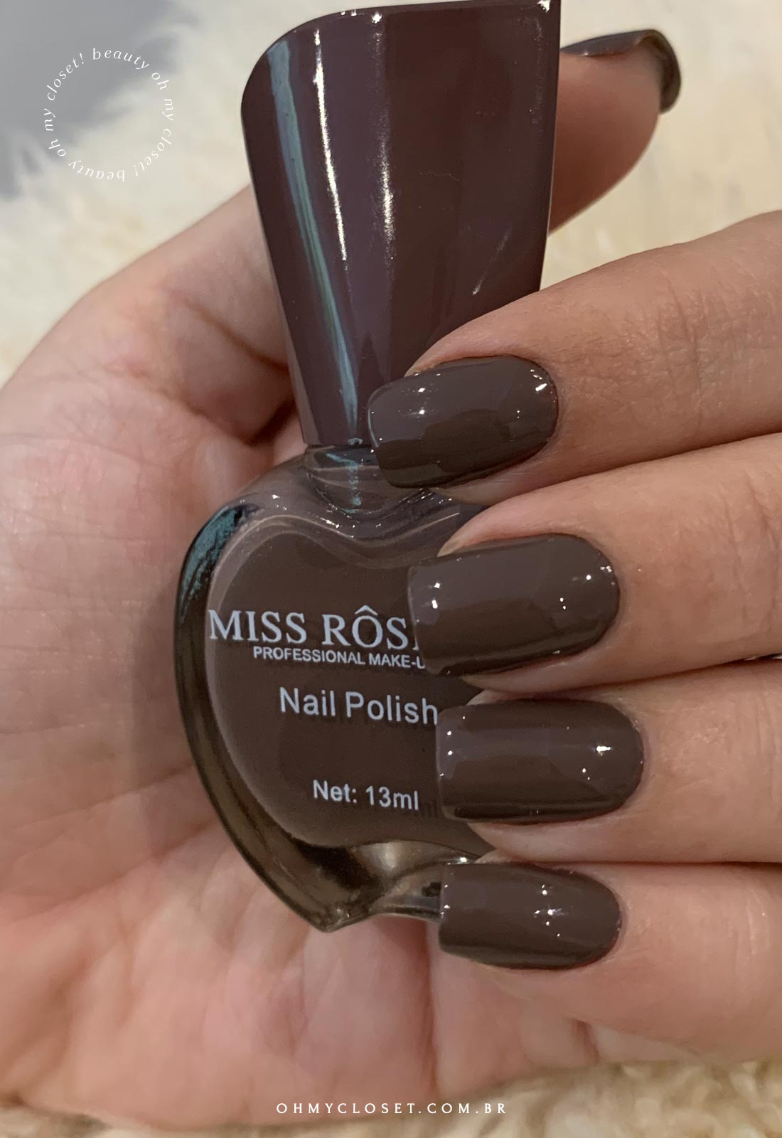 Miss Rose 02, cor marrom acinzentado