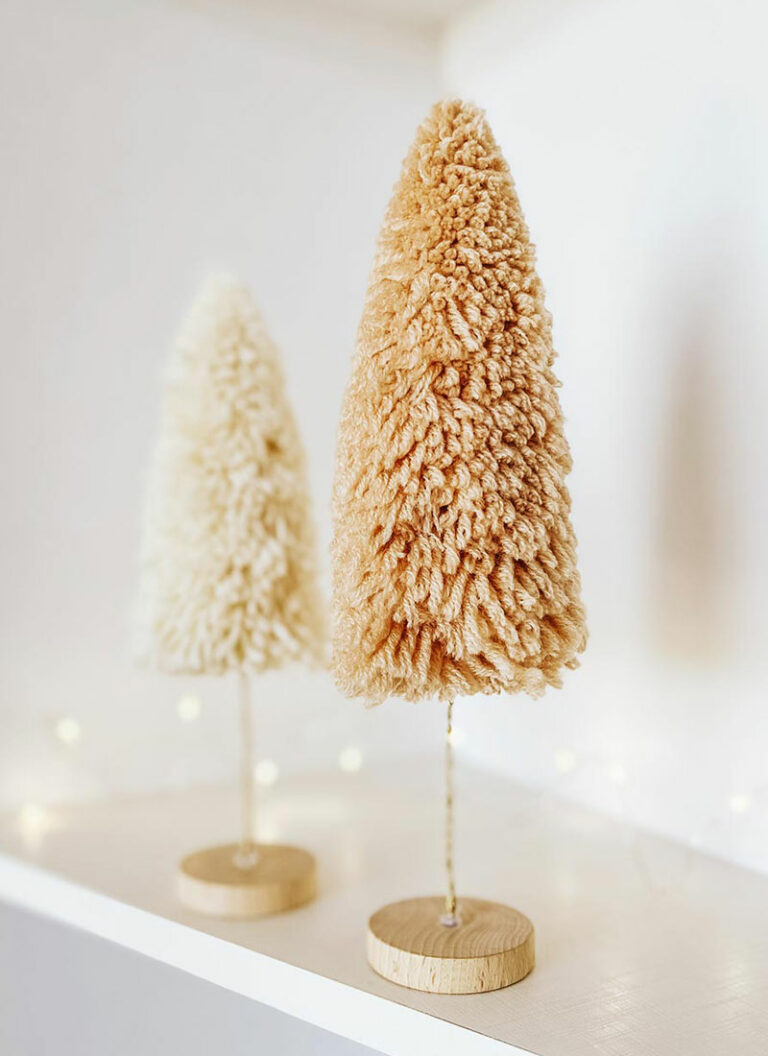 DIY de Natal com Lã: Aprenda a Fazer Mini Árvores e Pompons