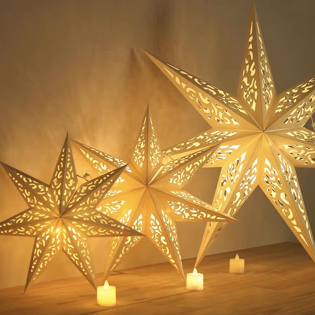 Estrelas de Natal de Papel, prontas para montar