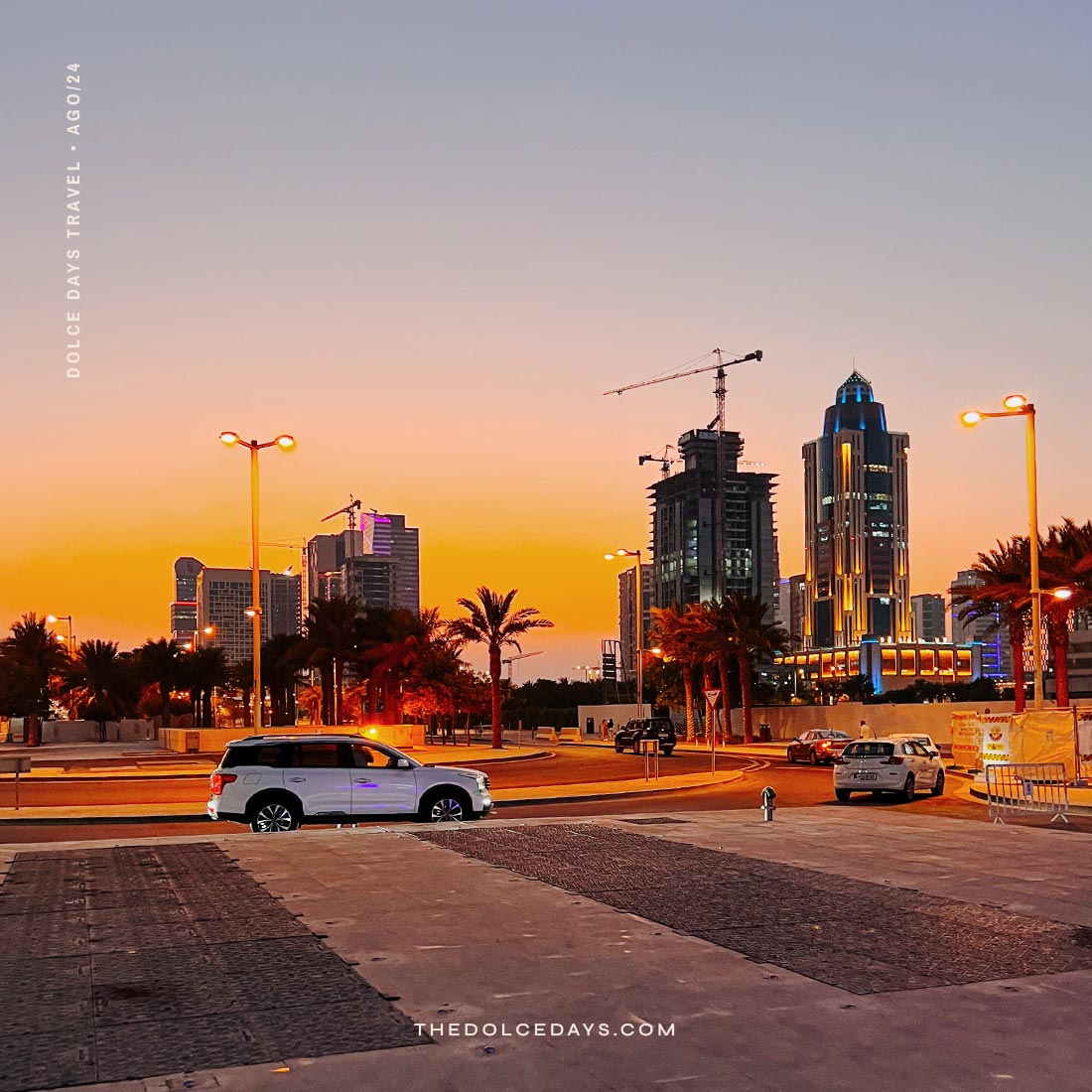 Prédios em frente à Marina de Lusail no Catar