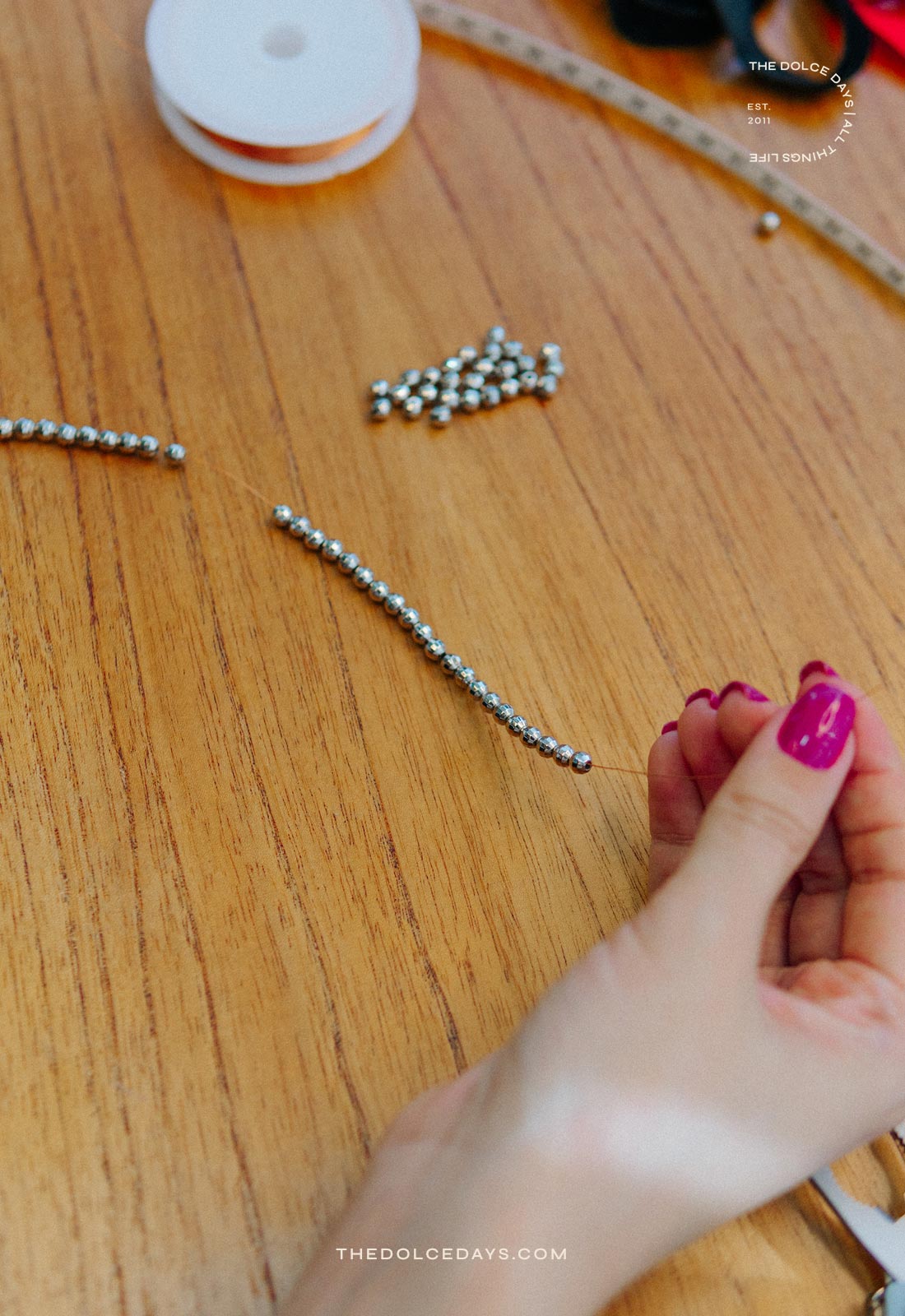 Separando as miçangas no meio