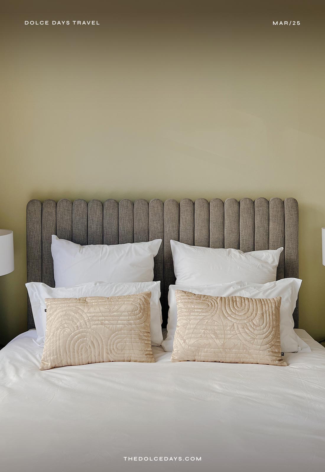 Detalhe da cama do quarto deluxe