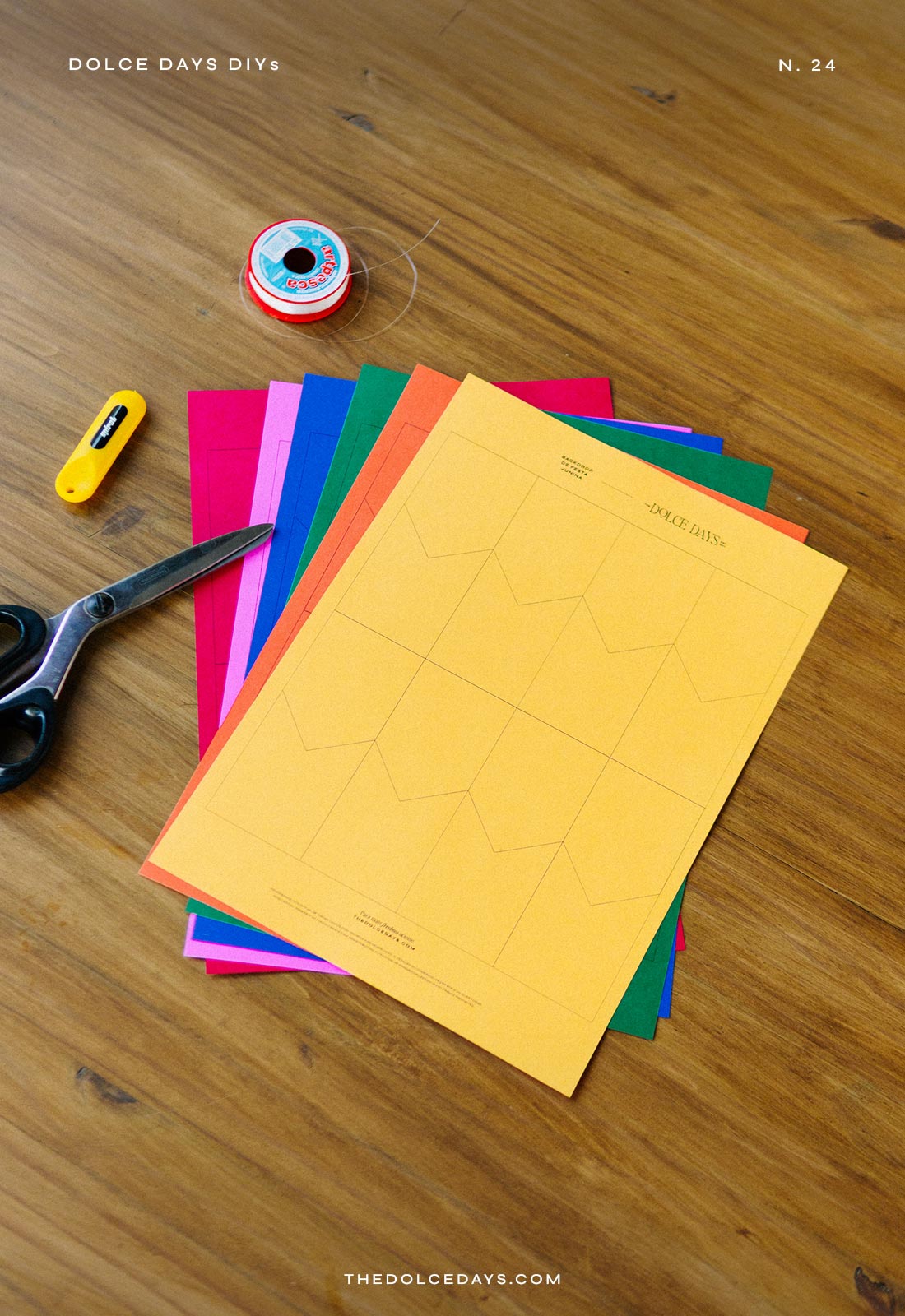 Bandeirinhas coloridas de papel para festa junina com molde gratuito